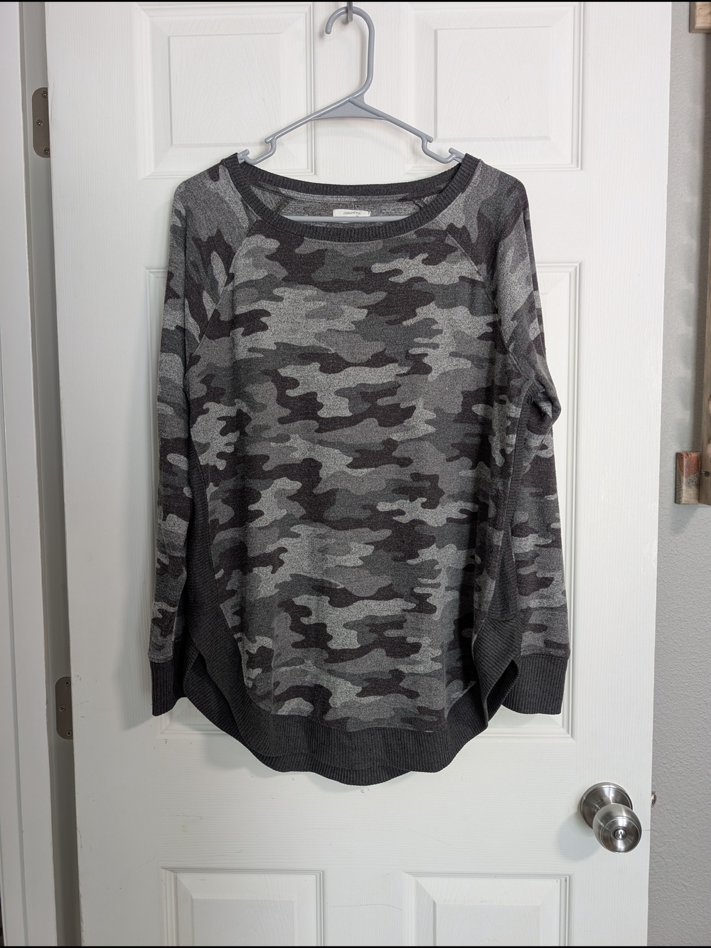 Maurices Gray Camouflage Knit Pullover